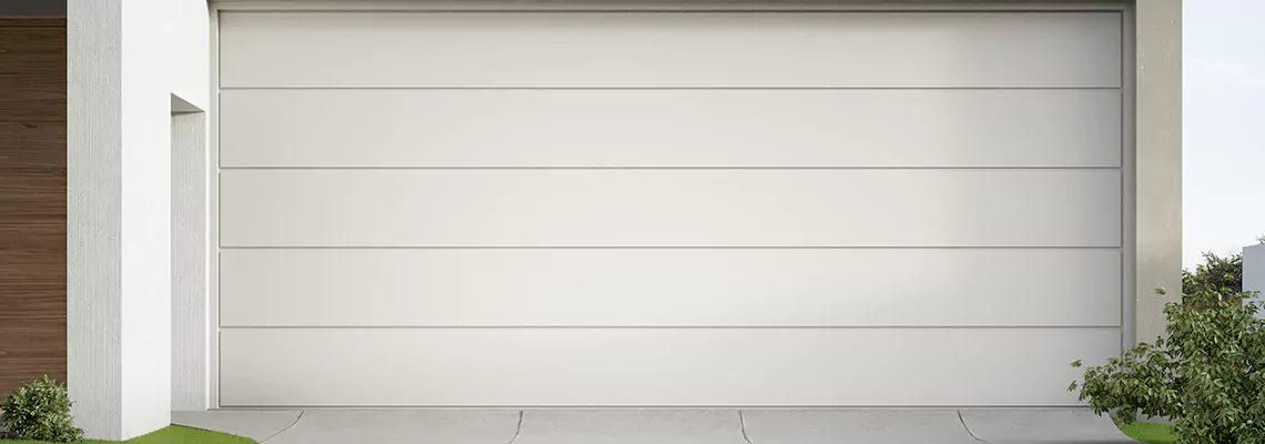 Sliding Garage Door Repair Help in Orlando, Florida